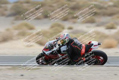 media/May-05-2025-Moto Forza (Mon) [[3c1838c5e5]]/2-B Group/Session 3 (Panning Test Turn 14 Inside)/